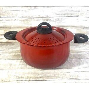 Bialetti 5.5 Qt Italian Essentials Red Nonstick Stockpot W/ Strainer Lid
